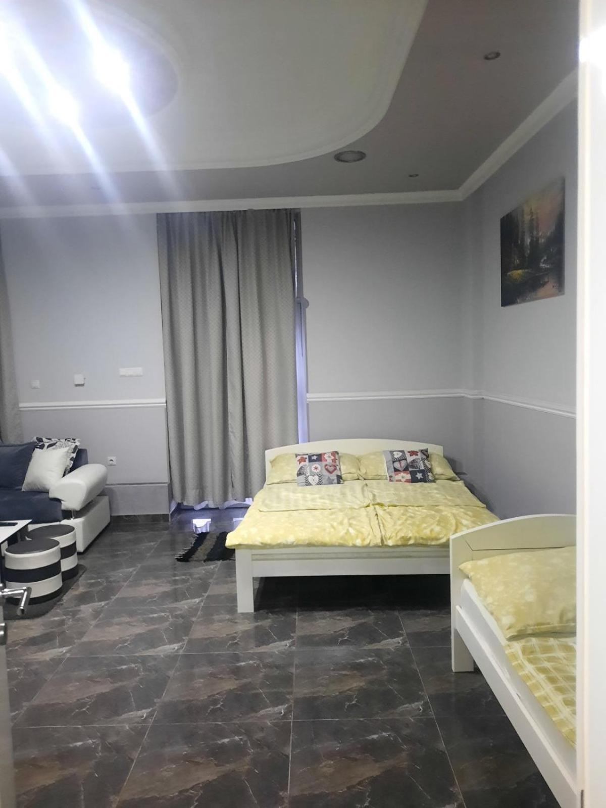 Apartments Royal Menex Požarevac Quarto foto