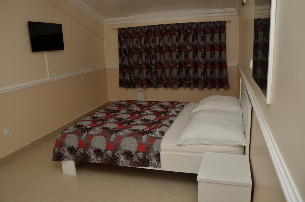 Apartments Royal Menex Požarevac Quarto foto